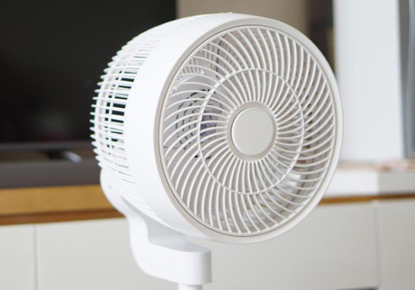 電風(fēng)扇電機(jī)轉(zhuǎn)速慢和啟動(dòng)無力的主要原因及解決辦法